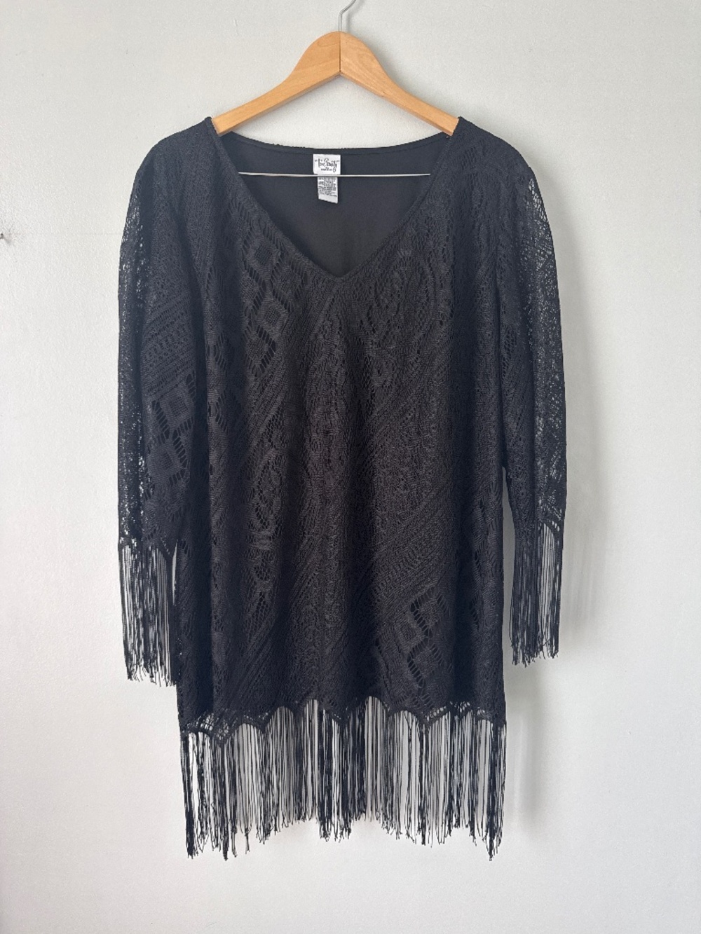 True beauty by EMME black lace tunic with fringe